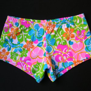 Mens  Low Rise Square Cut Swimsuit in Maui White Floral