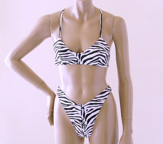 high leg thong bikini