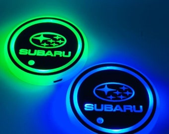 Led Getränkehalter Lichter | 2 Stück Auto Untersetzer|7 Farben | USB-Ladefunktion mit Auto On / Off | LED Ambiente Innenleuchten - Subaru