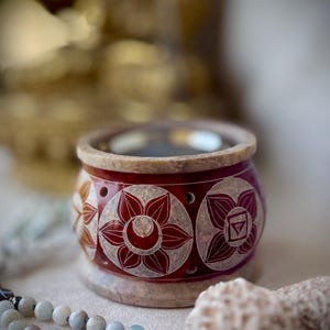 Hand-Carved Soapstone 7 Chakras Incense Burner with Metal Sieve, Cone and Resin Incense Holder
