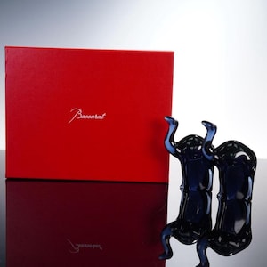 Baccarat (Loet Vanderveen) Crystal &quot;Noah&#39;s Ark - Camel&quot; (Midnight Blue) Set/2 #2605127 MIB