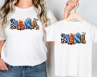 Mini maglietta Disney Cars Mama, maglietta Saetta McQueen Mama, mini maglietta Disney Cars, maglietta Disney Cars Land, maglietta Piston Cup, Disney Cars Mom
