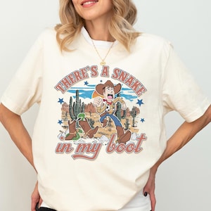 Western Toy Story Woody Shirt, Disney Pixar Toy Story Shirt, Es ist eine Schlange in meinem Stiefel Shirt, Woody Cowboy Kinder T-Shirt, Disneyland Familienausflug