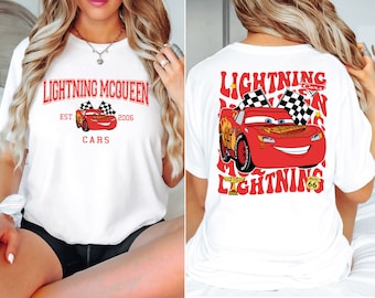 Blixten McQueen biltröja, Disney Pixar-tröja, Piston Cup-mästaretröja, Disneyland-semester 2026, Disney-bilrace-tröja, Cars Land-tröja