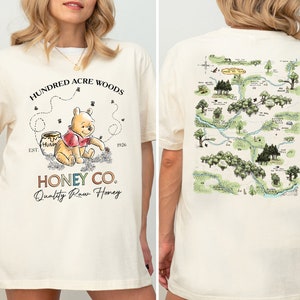 Camiseta Ursinho Pooh, camiseta Disney Honey Co, camiseta Hundred Acre Wood Map, férias em família na Disneylândia, camiseta Pooh Bear Mom