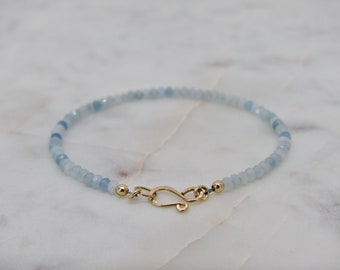 Dainty Aquamarine Gemstone Bracelet, Handmade Aquamarine Gemstone Bracelet, Faceted Ombre Blue Aquamarine Gold Clasp Bracelet