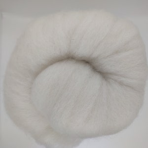 Romeldale Wool Roving - White - Shave Em to Save Em