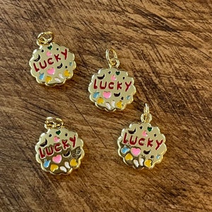 Gold Plated Lucky Charm Pendant: DIY Jewelry Accessory (16x13mm)