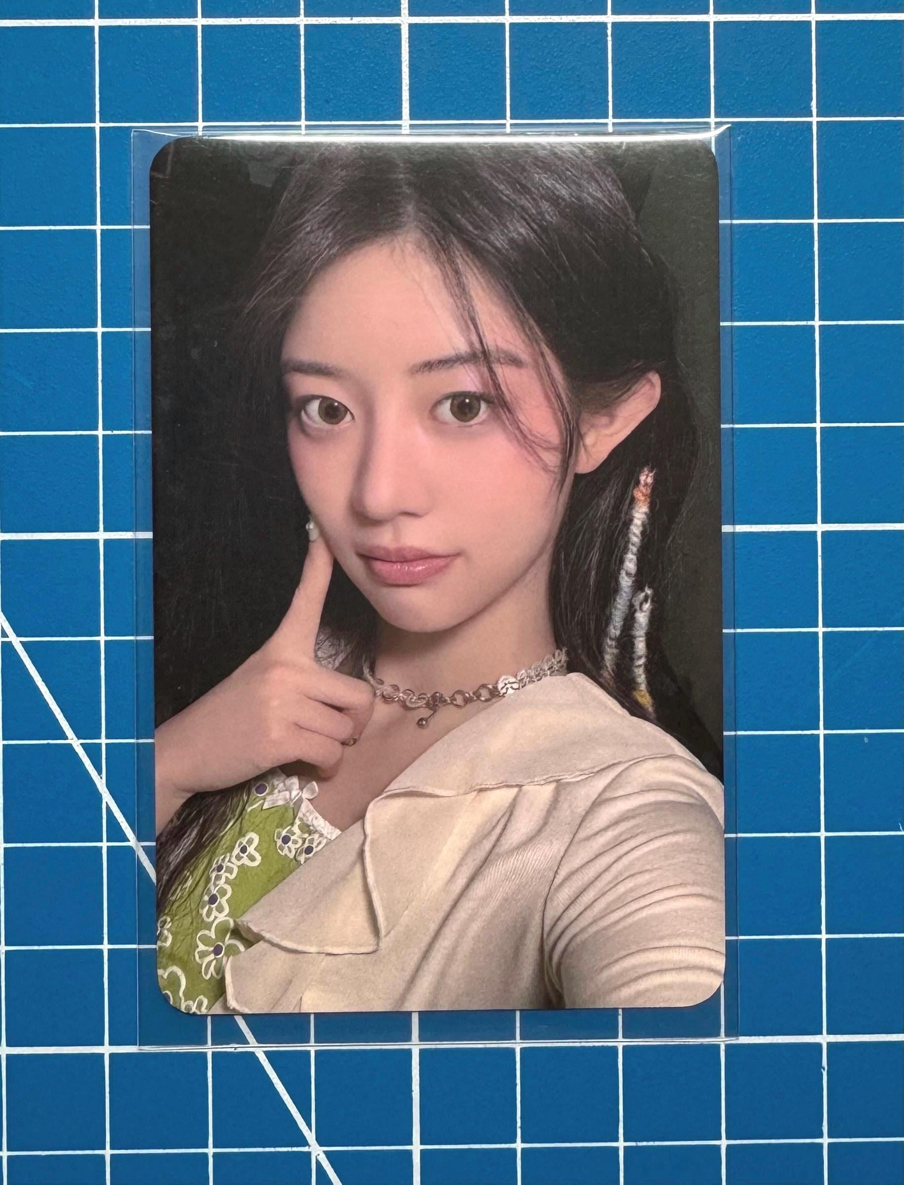 Illit Minju Official Benefit Photocard Collection - Etsy