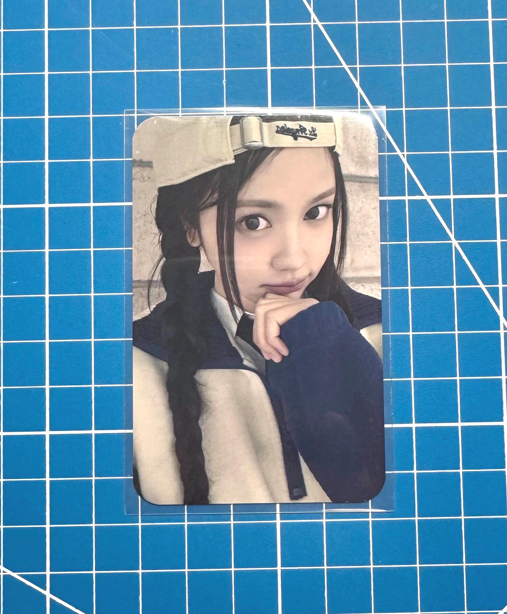 Hearts2hearts H2H the Chase Carmen Official Benefit Photocard