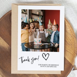 Tarjeta de agradecimiento con foto de cumpleaños, tarjeta de cumpleaños editable, plantilla de agradecimiento de cumpleaños de Canva, tarjeta de agradecimiento con foto imprimible DIY, cumpleaños de bebé