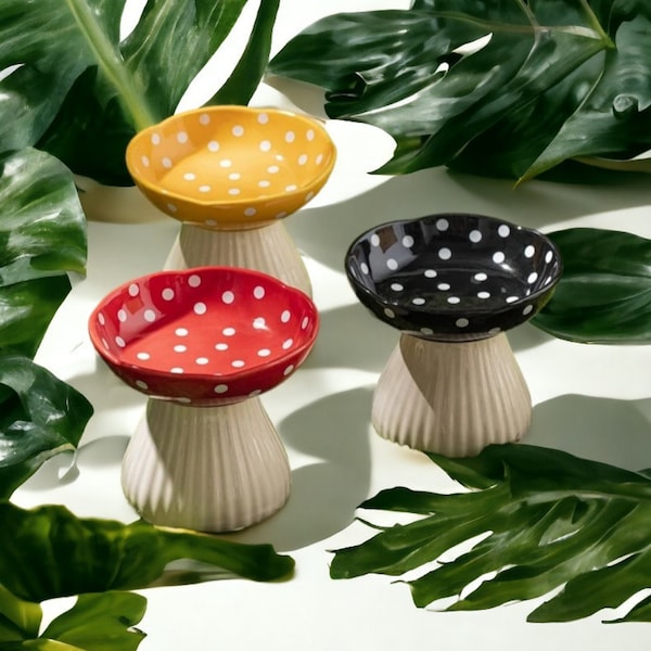 Handmade Ceramic Mushroom Pet Bowl \ Fairy Mushroom Water and Food Bowl \ Colourful Minimalist Pet Dish \ Cat Pet Food Bowl \ Cat Lover Gift