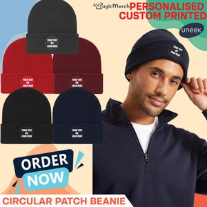 Puede incluir: Varios gorros con parches circulares en colores como negro, rojo y azul marino. Cada gorro tiene un parche circular con el texto "YOUR TEXT OR LOGO HERE". La imagen también muestra el texto "PERSONALISED CUSTOM PRINTED" y "ORDER NOW".