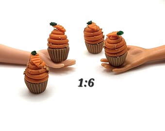 1:6 Carrot Cupcake, Miniature Dollhouse Desserts, Autumn Fall Mini Accesory, Mini Faux Carrot Cake, 1/6 Thanksgiving Food, Dolls House Sweet
