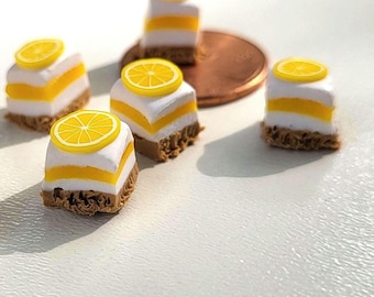 Mini Lemon Square, 1 Piece, Mini Lemon Meringue, Fashion Doll Desserts, 1:12 Lemons, 1/6 Doll Food, Realistic Mini Food, Doll Confectionary