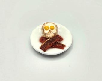 Spooky Bacon and Eggs, Mini Haunted House Food, Dollhouse Halloween Kitchen Decor, Tiny Realistic Restaurant Prop, Monster Doll Accessory