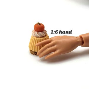 Mini Pumpkin Cheesecake, 1 Piece, Autumn Bakery Items For Dolls, 1:6 Thanksgiving Dessert, Fall Theme Miniature Food, Fake Bake Tiny Cake