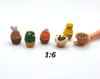 Mini Thanksgiving Cupcakes, Set of 6 Miniature Turkey Dinner Desserts, Micro Holiday Diorama Food Props, Handmade Clay Baked Goods