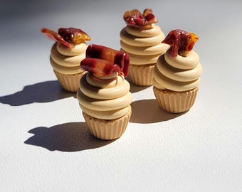 Maple Bacon Cupcake, Miniature Realistic 1:6 Fake Food, Dolls House Bakery Items, Faux Clay Bacon, Autumn Desserts, Mini Kitchen Accessories