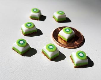 Mini Kiwi Square, 1 Piece, Faux Fruit Petit Fours, Fashion Doll Desserts, 1:12 Kiwi, 1/6 Slice of Cake, Realistic Food, Doll Confections BJD