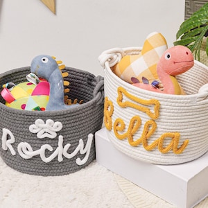 Gepersonaliseerde hondenspeelgoedmand, aangepaste speelgoedbasis voor huisdieren, opbergmand voor hondenspeelgoed, huisdiernaam cadeau speelgoed, nieuw puppycadeau, huisdier speelgoedopslag voor hond kat