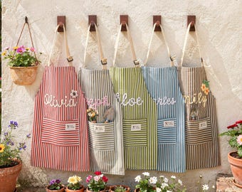 Tablier brodé avec nom personnalisé, tablier de cuisine assorti fait main au crochet pour enfant et adulte, amateurs de cuisine familiale