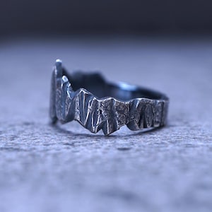 Guardian Crown Ring | Hand Engraved Ring | 999 Fine Silver Unique Ring | Promise Ring | Boyfriend Gift | Anniversary Gift