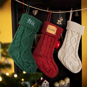 Calcetines navideños bordados personalizados, medias con parche de cuero grabado, medias familiares con monograma, medias tejidas con nombre, decoración navideña