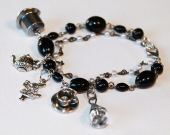 Charm Bracelet - Alice in Wonderland Inspired - Black Beaded Bracelet - Pearl Bracelet - OOAK