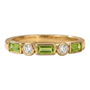 Anillo apilable de peridoto y diamantes, alianza de eternidad con engaste de talla baguette, anillo de boda con gema verde, regalo de piedra natal de agosto