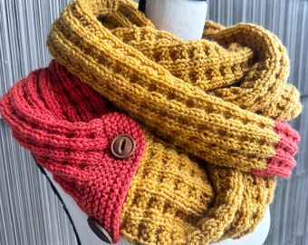 Cowl in Cubes Mustard and Blush