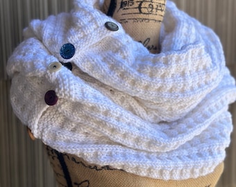 Thick Neck Warmer Smoke Ring Cowl in White