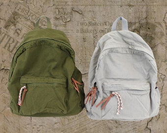 Vintage Canvas Backpack with Large Capacity – Eco-Friendly Handbag, Ideal for Travel, School, and Everyday Use