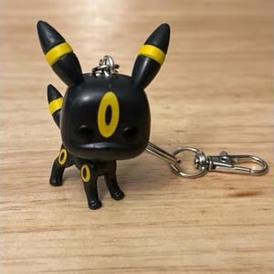 Umbreon Keychain