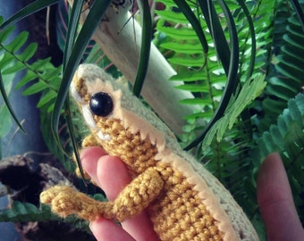 Melinda the Crested Gecko Amigurumi