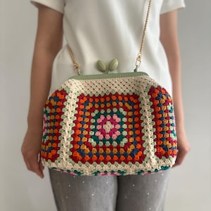 Multicolored Crochet Bag with a Granny Square Motif and Metal Clasp with Chain Strap