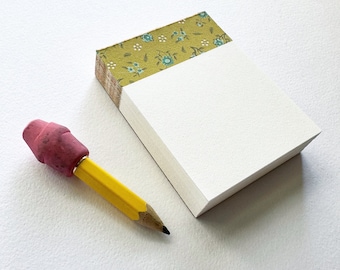 Vintage Floral Mini Notepad by Robayre illustration