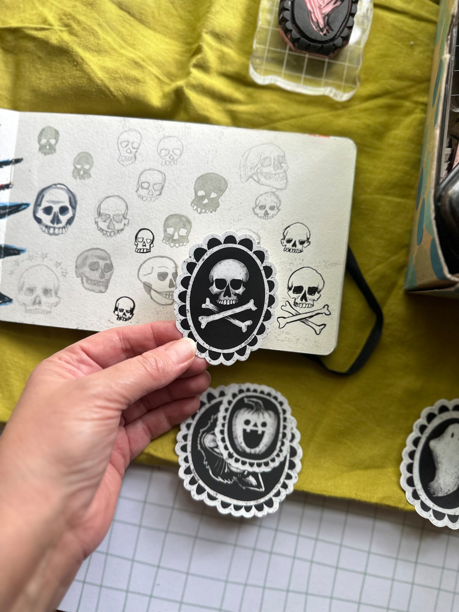 Crossbones Sticker Skull and Crossbones Sticker Vinyl Decal Diecut Halloween Pirate ...
