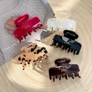 Chic Grip Elegance Collection French-Style Hair Claw zdjęcie 6