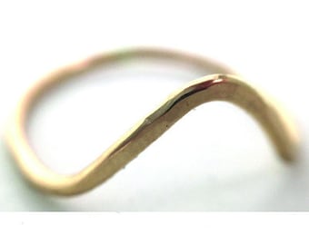 Curve Ring