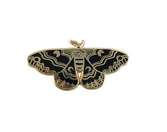 Enamel Pin Black Moth