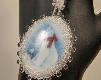 Bead Framed Porcelain Polar Bears Cabochon Necklace