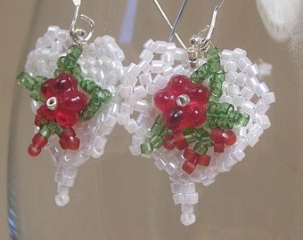 SALE Beadwoven Snow White Heart Earrings