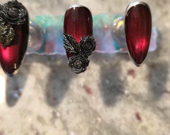 Crimson Rose Noir Press-On Nails – Gothic Luxe Design