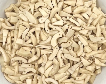 1/4lb Antiqued Bone Beads, Bone Chip Beads, Bone Beads, 15mm to 25mm, Carved Bone, Tribal Beads, Curved Bone, Buffalo Bone, African Beads