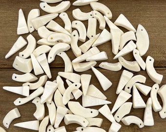 1/4lb White Bone Beads, Bone Chip Beads, Bone Beads, 15mm to 25mm, Carved Bone, Tribal Beads, Curved Bone, Buffalo Bone, African Beads,