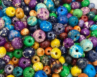 1/4lb 10-15 mm färgglada benpärlor, regnbågsrunda pärlor, rondellpärlor, snidat ben, färgat ben, lösviktspärlor, tribalpärlor, fatpärlor, färgade