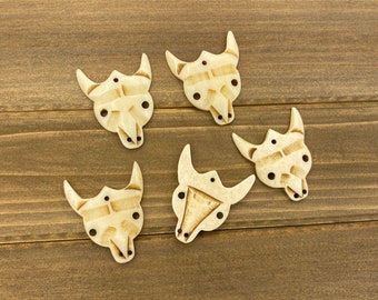 Pendentifs tête de mort de vache en os sculpté, buffle d'eau, os naturel, breloque en corne de tête de mort, défense de squelette en os teint en thé