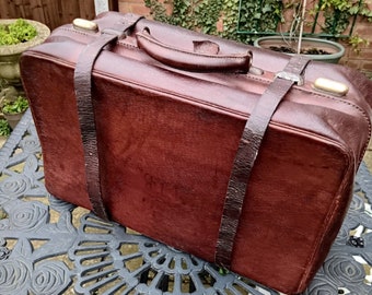 Antique leather Portmanteau. Suitcase. Gladstone bag. Doctors bag. Briefcase.