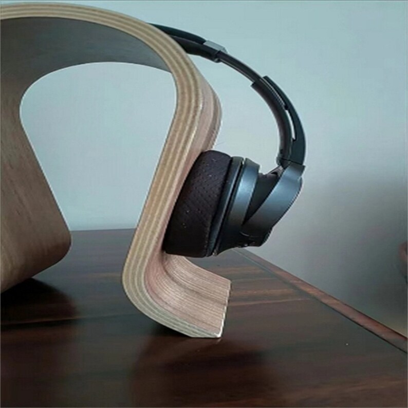 Artisan Wood Headset Stand Thoughtful Birthday Surprise Bild 2